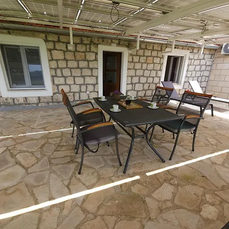 My Home-3bdr,parking,cavtat,airport 15 Km, Dubrovnik 30km *