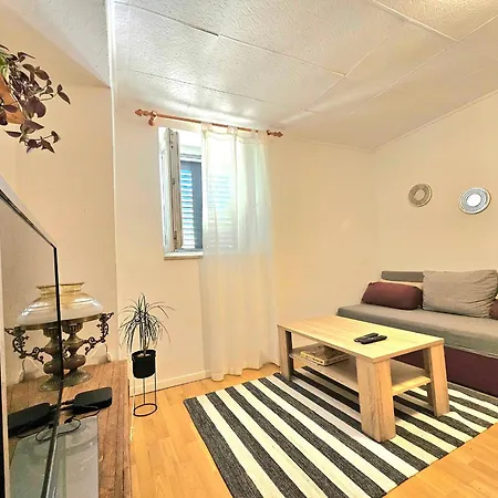 Apartment My Home-3bdr,parking,cavtat,airport 15 Km, Dubrovnik 30km