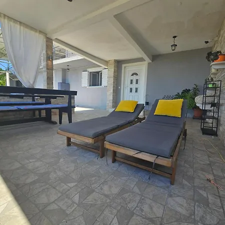 Appartamento Myhome1-2bdr,parking,cavtat,airport 15 Km, Dubrovnik 30km Lovorno