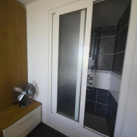 Appartamento Myhome1-2bdr,parking,cavtat,airport 15 Km, Dubrovnik 30km Lovorno