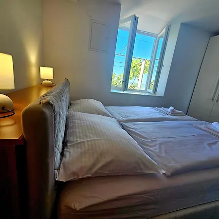 Myhome1-2bdr,parking,cavtat,airport 15 Km, Dubrovnik 30km Lovorno